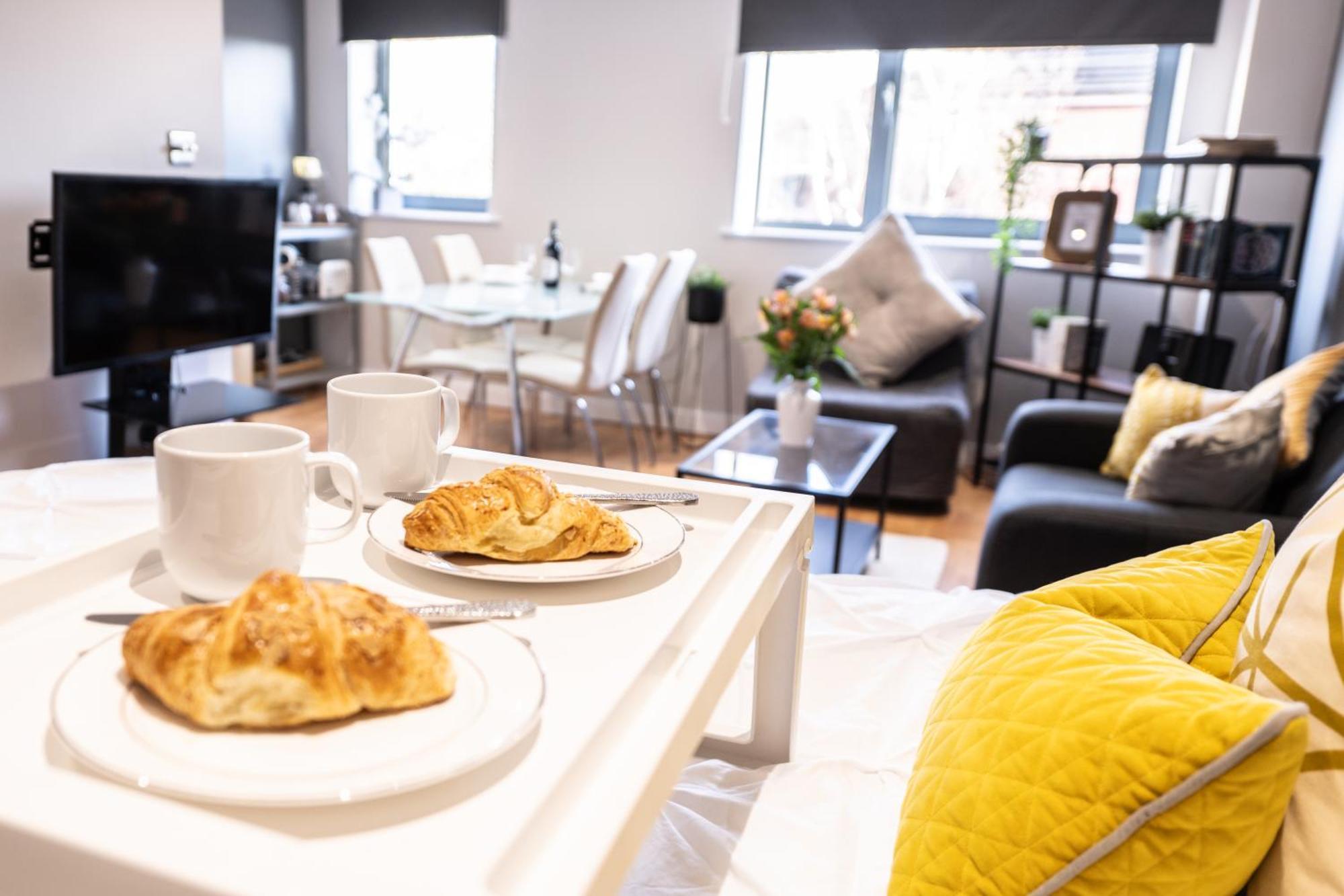 Perfectly Located City Centre Studio Apartment - West One With Free Wifi, Gym Access, Netflix Sheffield Ngoại thất bức ảnh